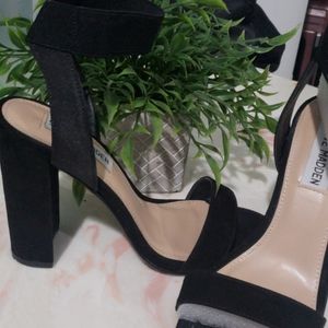 Steve Madden Celebrate Black high heels